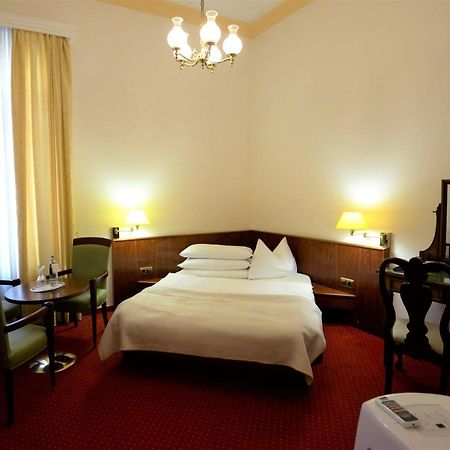 Hotel Am Kochbrunnen Wiesbaden Kültér fotó