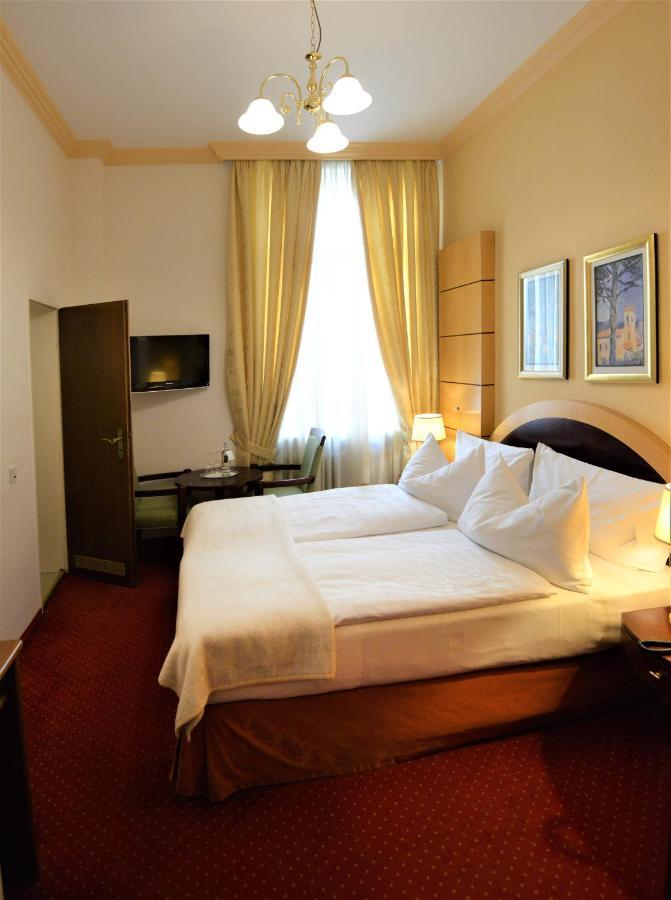 Hotel Am Kochbrunnen Wiesbaden Kültér fotó