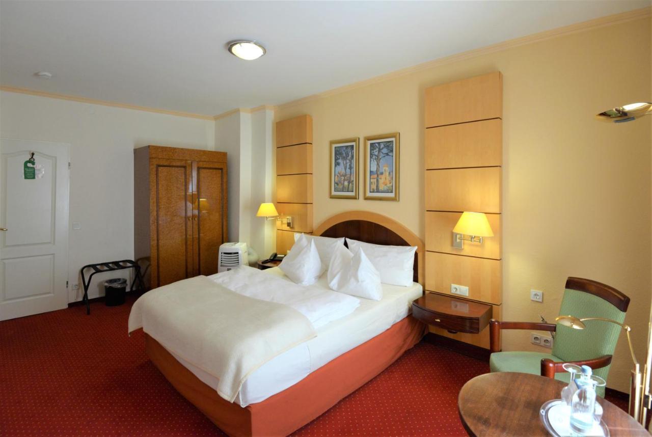 Hotel Am Kochbrunnen Wiesbaden Kültér fotó
