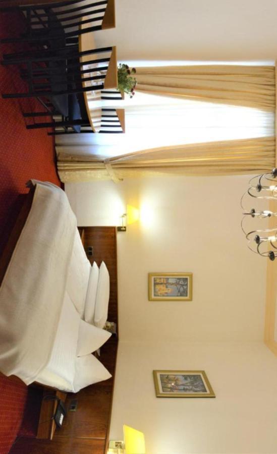 Hotel Am Kochbrunnen Wiesbaden Kültér fotó
